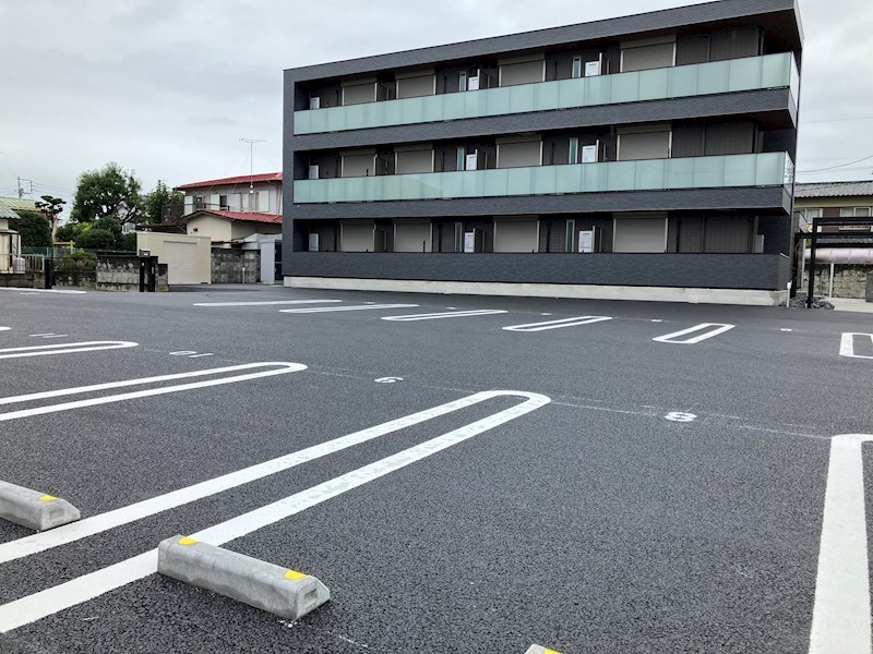 MIKASAレジデンス 駐車場