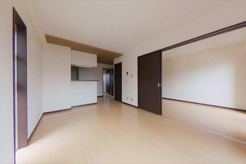 モア クレドール リビング