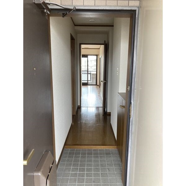 アーバンコートＫ 玄関