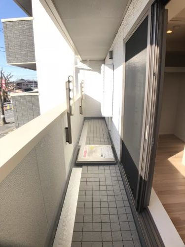 アレンヌ  ベランダ