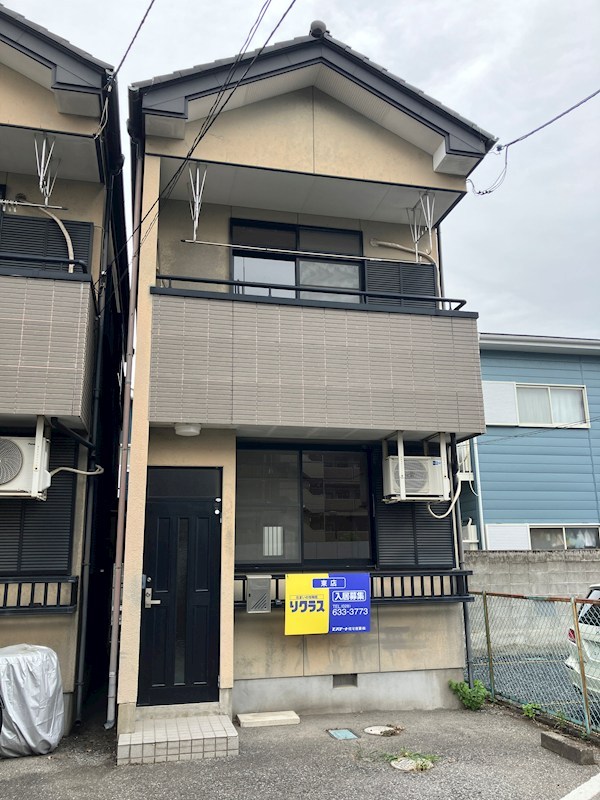 アレストセント 外観