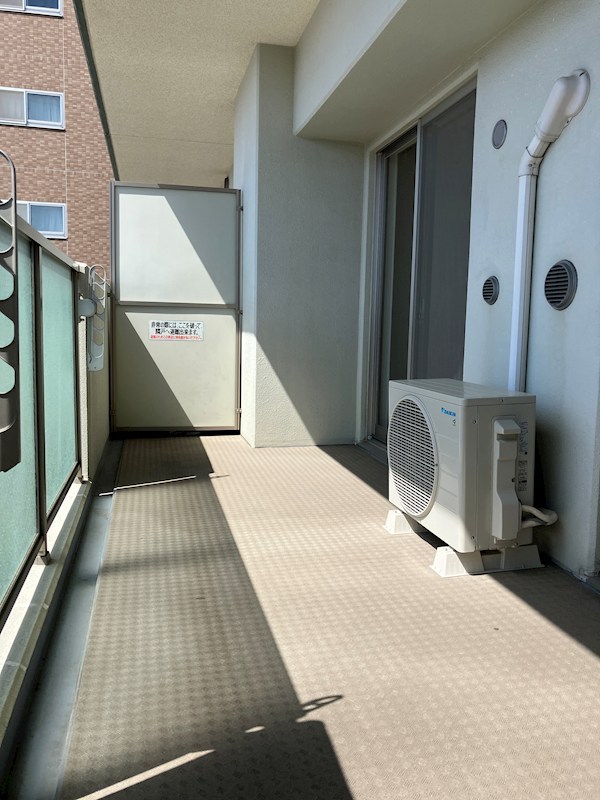 元今泉レジデンス ベランダ