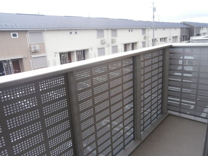 フォーゲルテラス リラ　V ベランダ