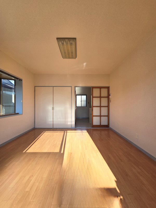 戸祭ハイツ ベッドルーム