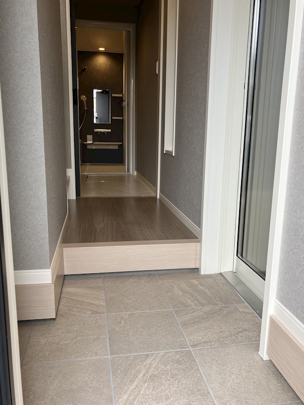 タルガ・フローリオ弥生 玄関