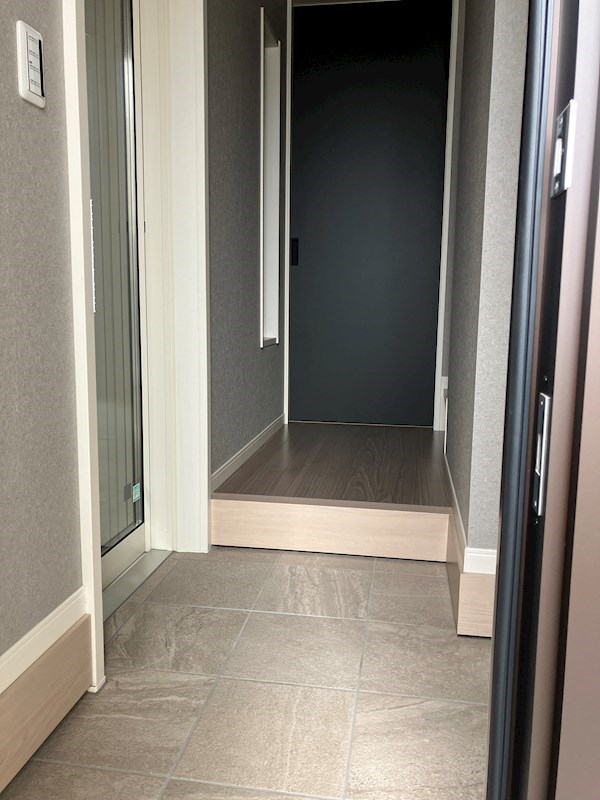 タルガ・フローリオ弥生 玄関