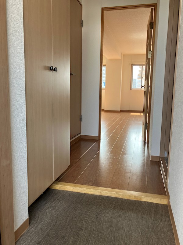 ジックス桜 玄関