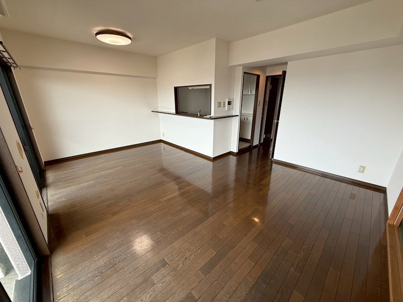 ナイスアーバン元今泉 リビング