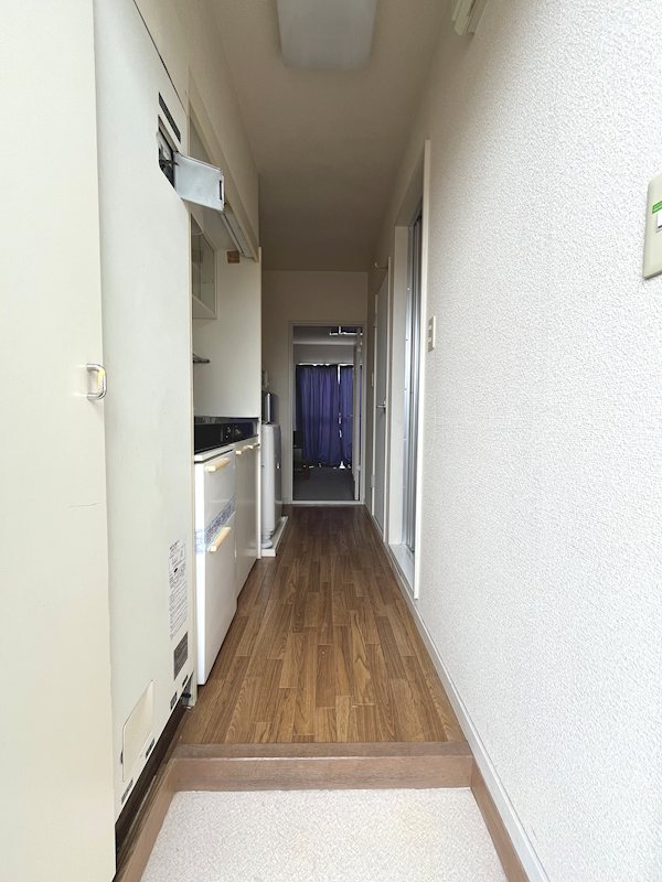 西川田第8レジデンス 玄関