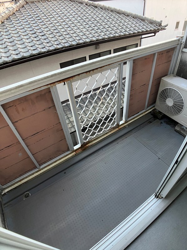 西川田第8レジデンス ベランダ