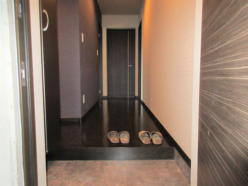 ネイザ戸祭 玄関