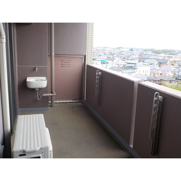 ラフィネスおもちゃのまち駅前 ベランダ