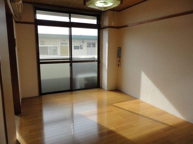 SKハイツ リビング