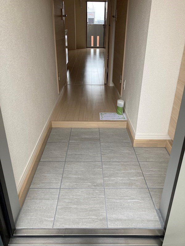 グランバロン宇都宮 玄関