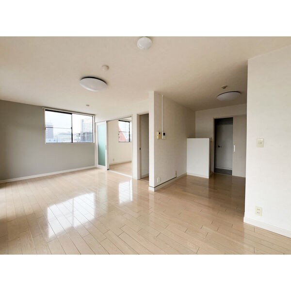 ロワールレジデンスⅤ リビング