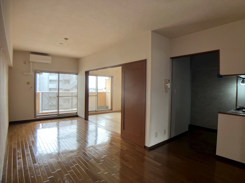 クロワサンス リビング