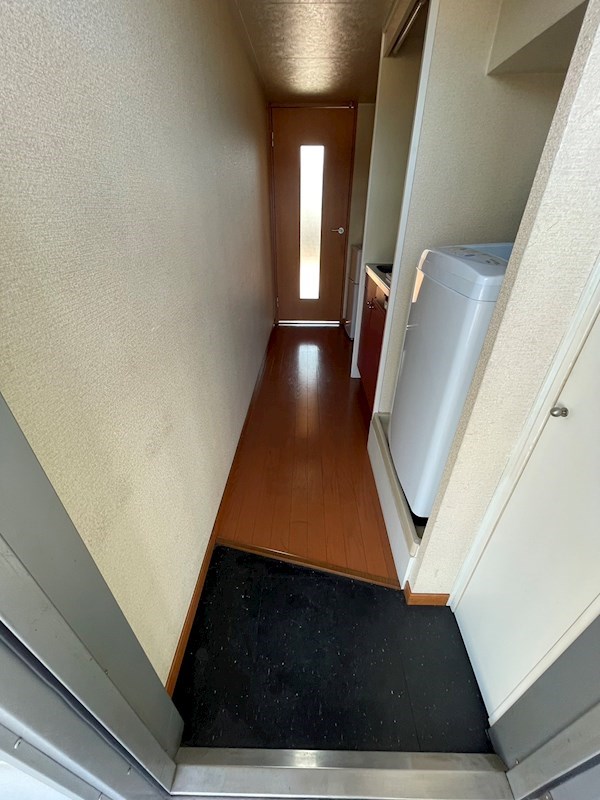 小俣南町レジデンス 玄関