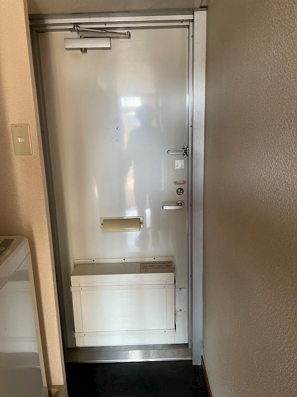 小俣南町レジデンス 玄関