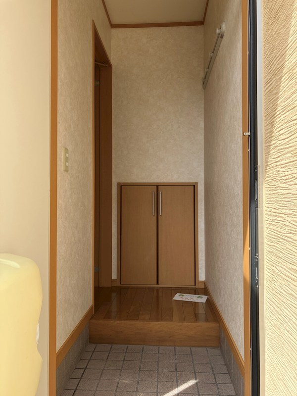 メルパルクハイツ 玄関