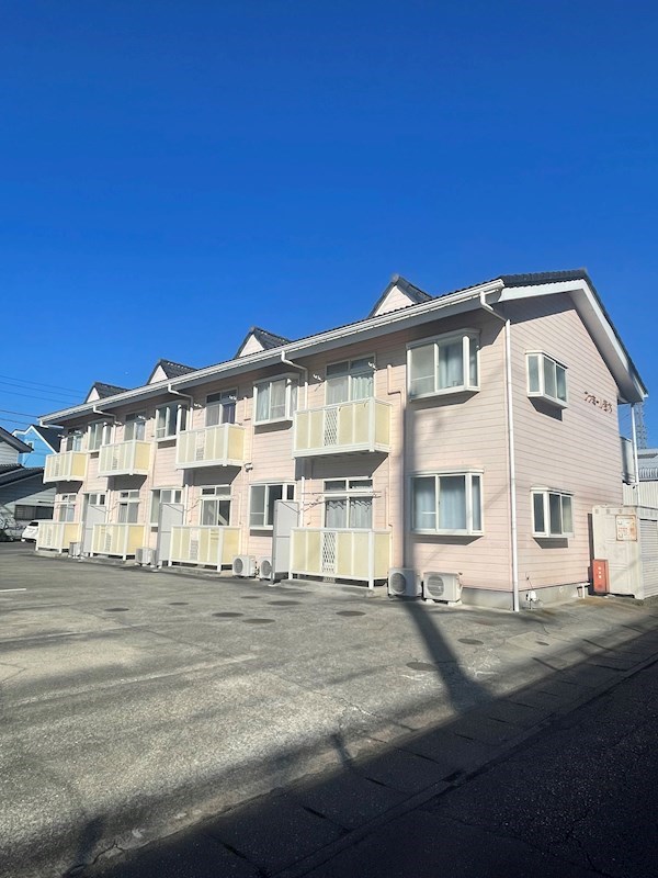 ファミール若木 201号室 外観