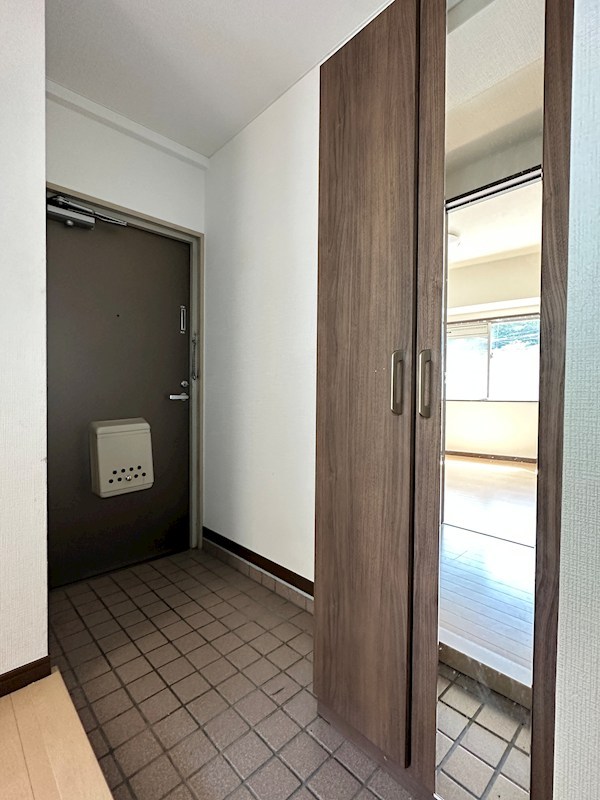 大曽ハイツ 玄関