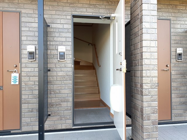 コルティーレ 玄関