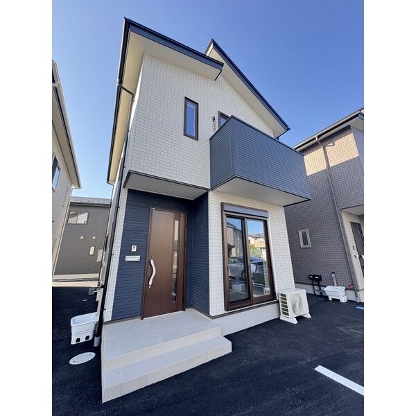 THE　HOUSE　TSURUTA　F 外観