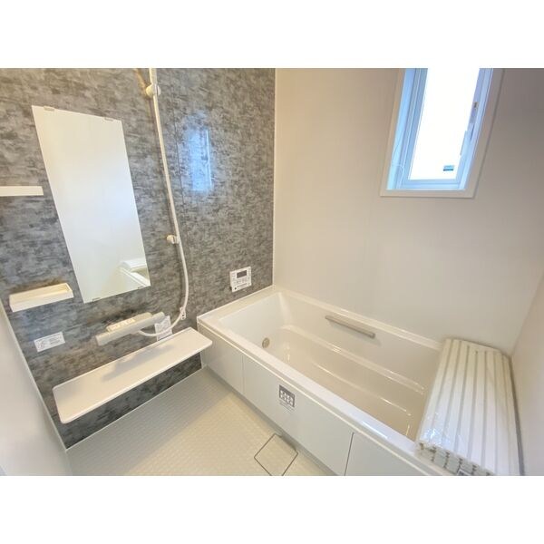 THE　HOUSE　TSURUTA 風呂画像