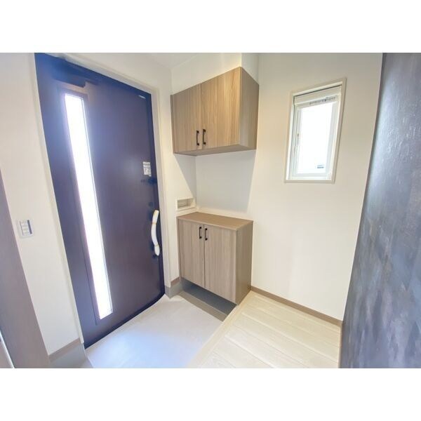 THE　HOUSE　TSURUTA 玄関