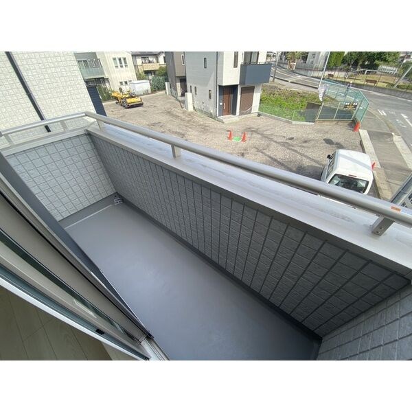 THE　HOUSE　TSURUTA ベランダ