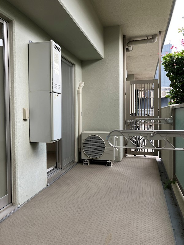 元今泉レジデンス ベランダ