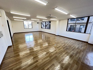 栄町ビル ベッドルーム