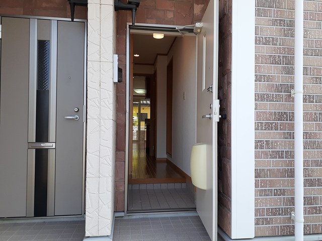 スペランツァ 玄関