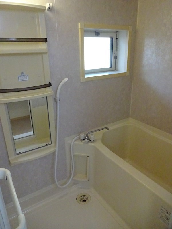 シャトーグランドハイム E 風呂画像