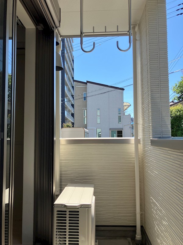 ロンド・ベル（LONDO BELL） ベランダ