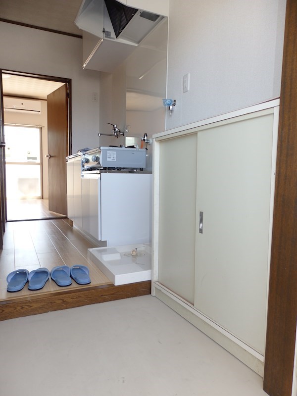 エムズリレア  玄関