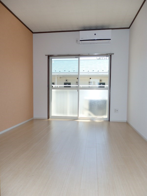 エムズリレア  リビング