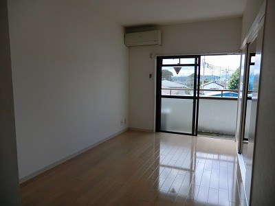 ロワールレジデンスⅢ リビング