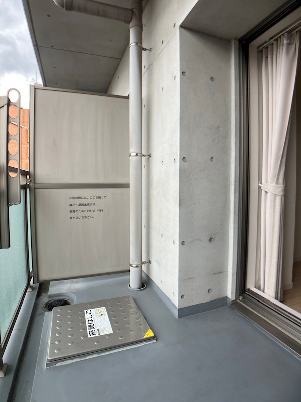 ビュー雷神Ⅲ ベランダ