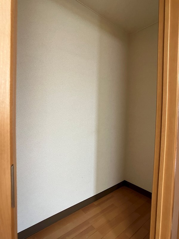 アバンティ 収納