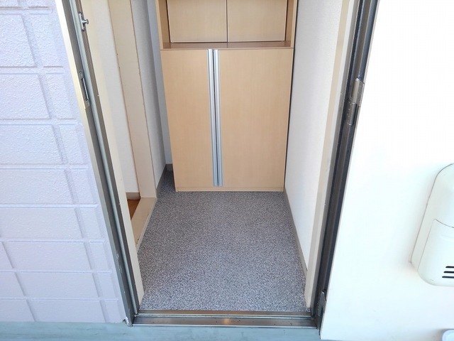 パルネット石田 玄関