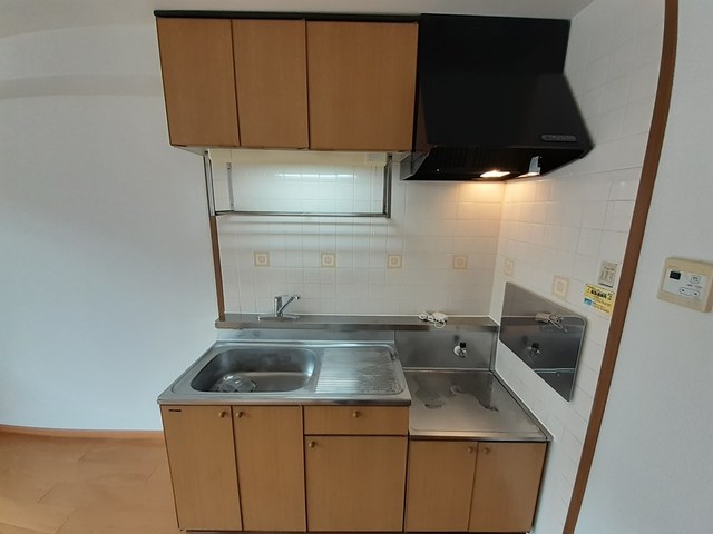 レジデンスイセヤマＡ キッチン