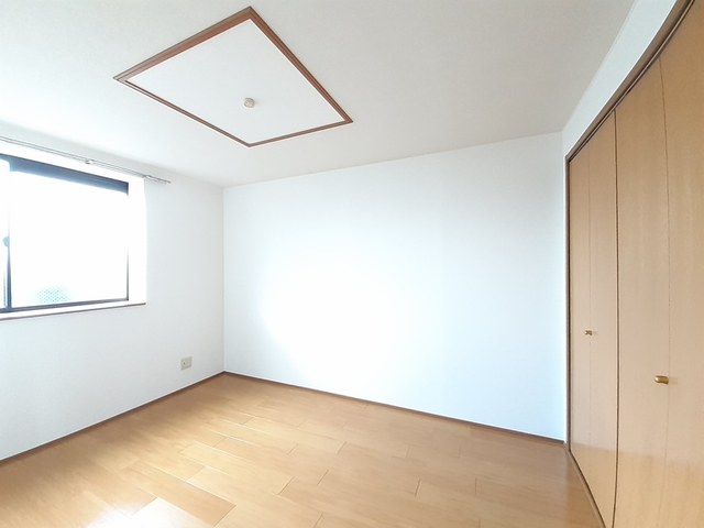 レジデンスイセヤマＡ ベッドルーム