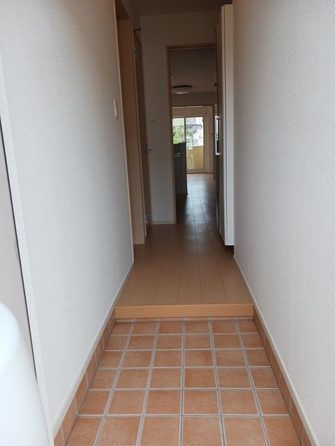 ブランネージュＣ 玄関