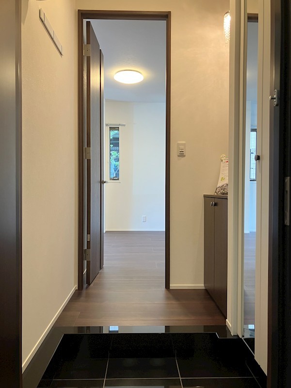 グランシェイド二番町 玄関