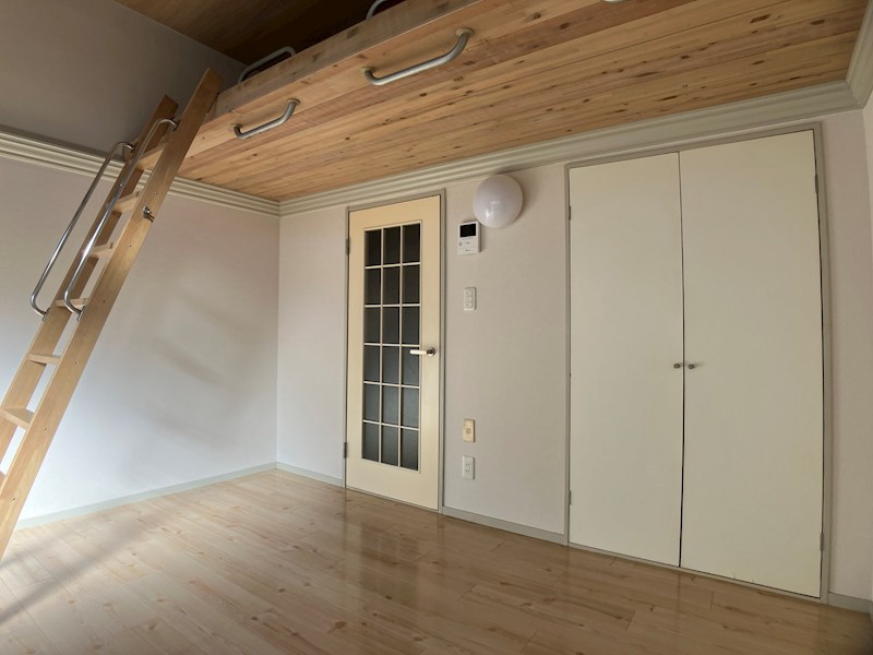 ネクステージ西川田第5 リビング