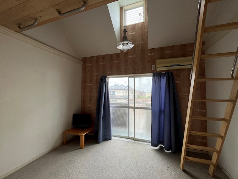 ネクステージ西川田第5 リビング