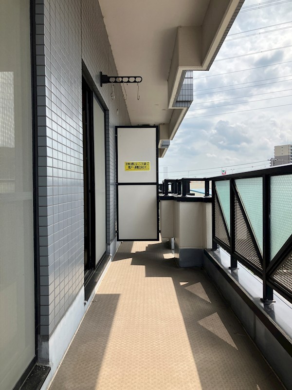 レジデンス三和 ベランダ