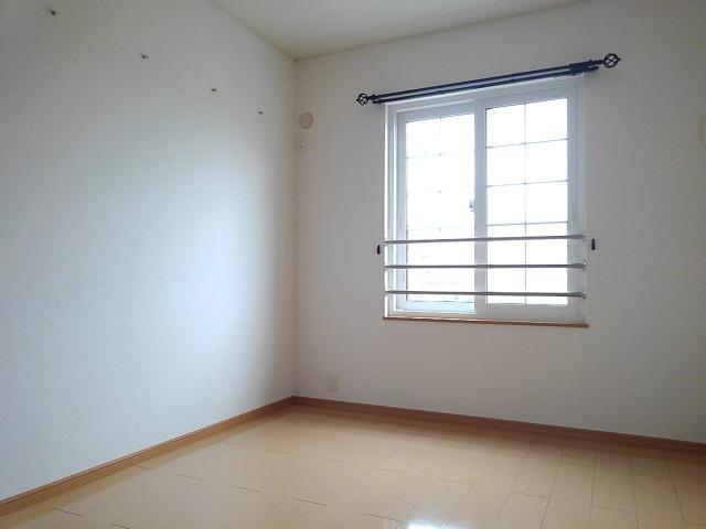 プリムロ－ズＢ ベッドルーム