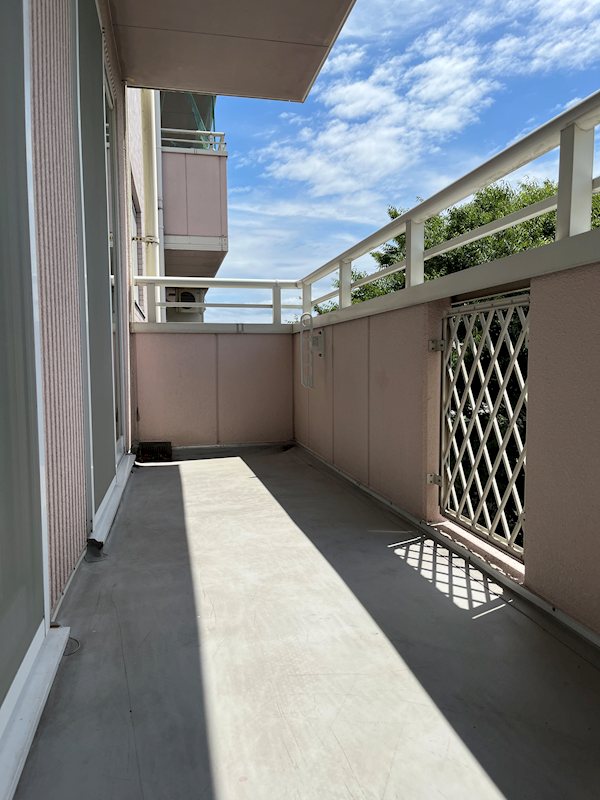 優泰佳ガーデンコート ベランダ